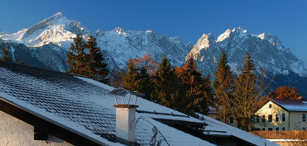 Landhaus Alpenblick Apartment Garmisch-Partenkirchen Exterior photo